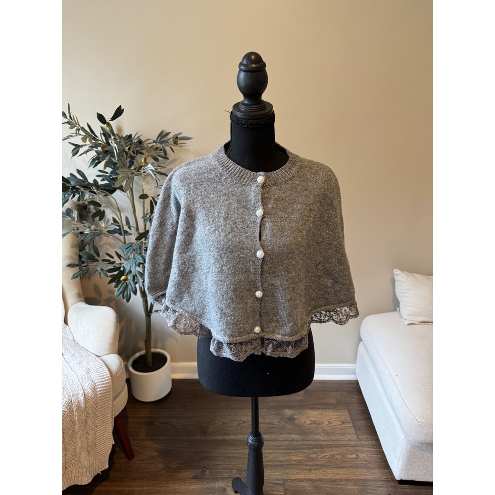 SHEIN Grey Knit Capelet Faux Pearl Button Lace Trim Poncho Sweater Large